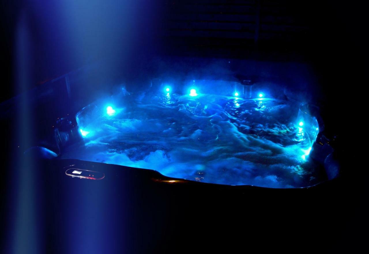 Villa Dakota - Jacuzzi, Zwembad, Playstation Durbuy Ngoại thất bức ảnh